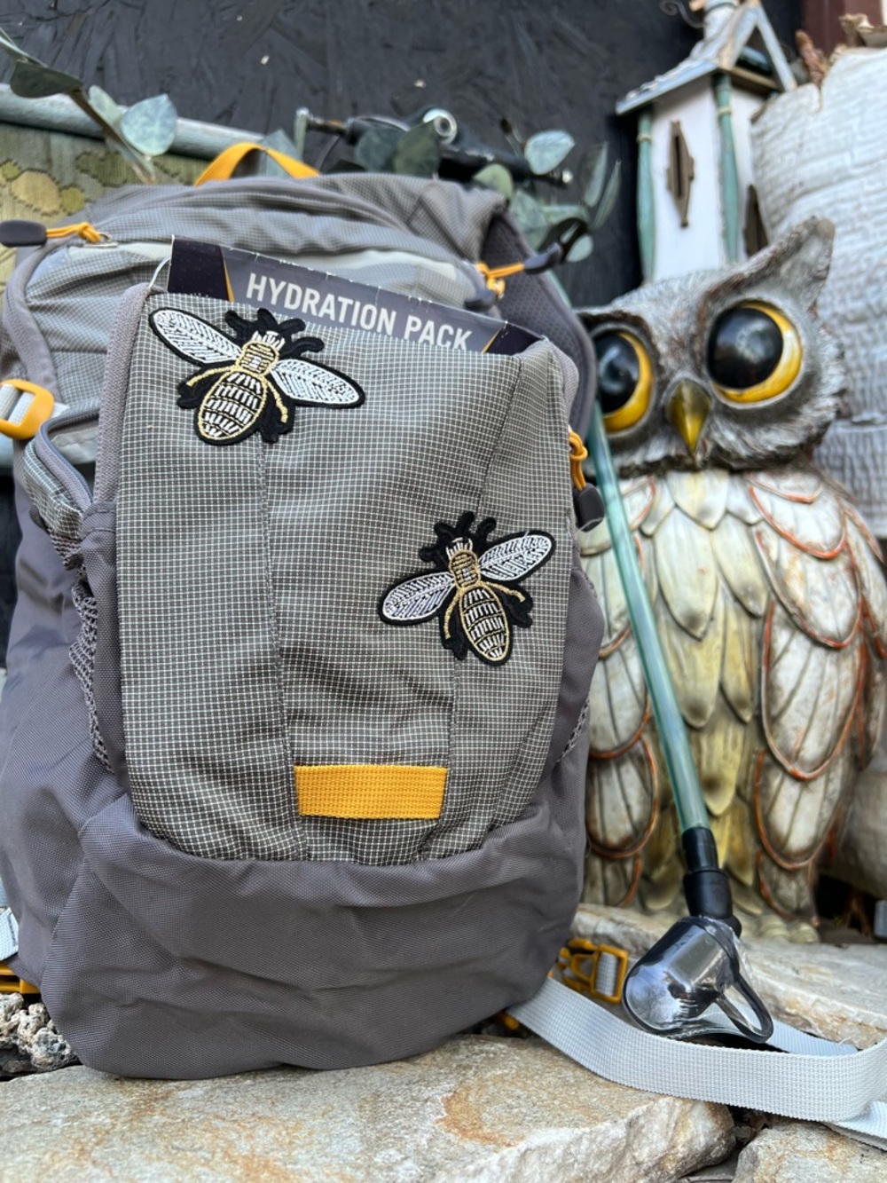 Custom 1 of 1 Bee Patch High Sierra 12L Hydration Backpack with 2L Reservoir. - Picture 3 of 13